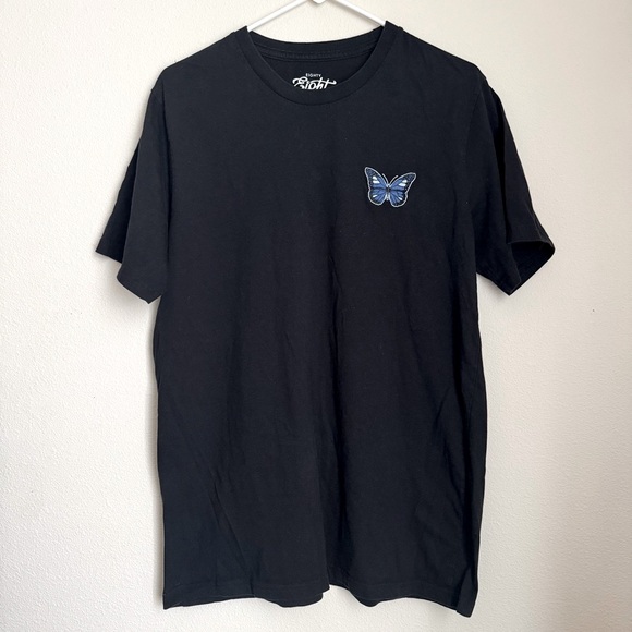 Women’s Black Tee with Blue Butterfly Size Large - Picture 1 of 3